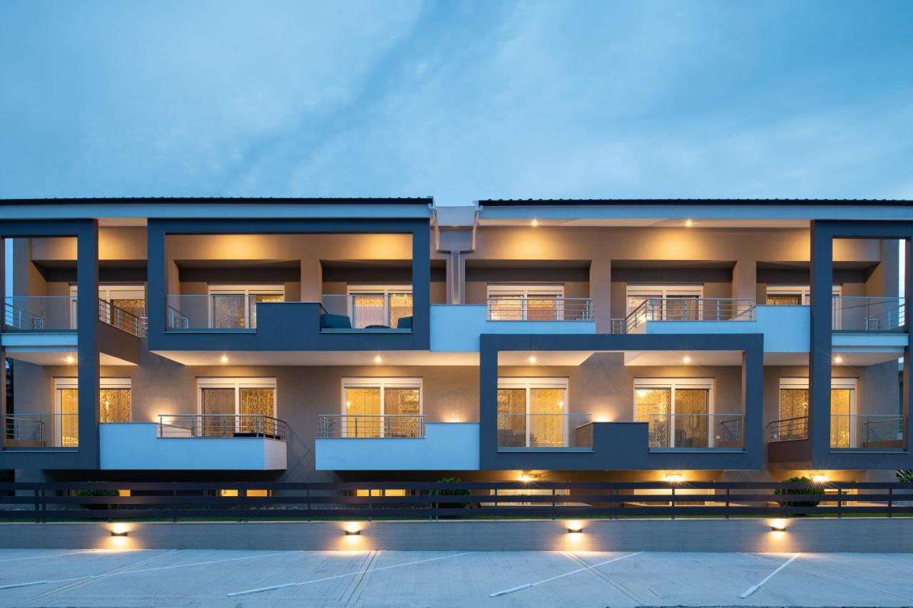 Sithonia Suites Luxury 2 Beds Studio, Semi-Ground Floor 니키티 외부 사진
